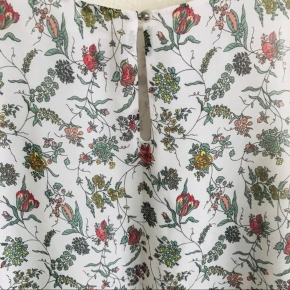 Max Studio Flowy Boho Floral Tank Top White Multicolor Sleeveless Size Small - Picture 3 of 8